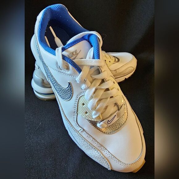 Nike Airmax 6.5Y/8W, Like New! - Picture 3 of 10